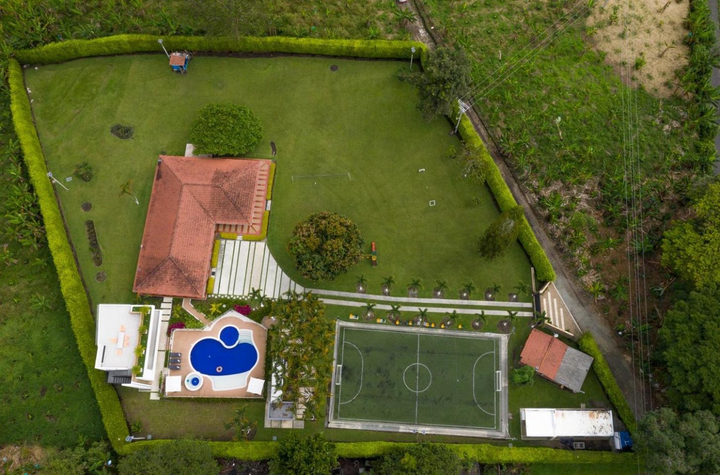 Chalet La Alemania Calarca Exterior photo